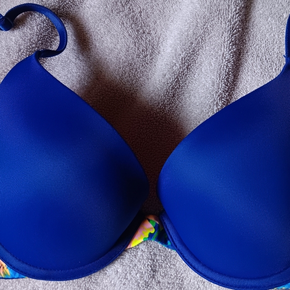 PINK Victoria's Secret Blue Hawaiian Wear Everywhere Push-Up Bra. 32A. NWT! - Picture 6 of 10